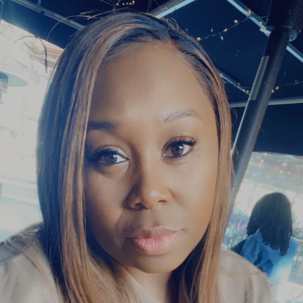 Meet your Posher, Michele